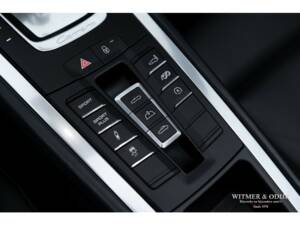 Image 17/29 of Porsche 911 Carrera S (2012)