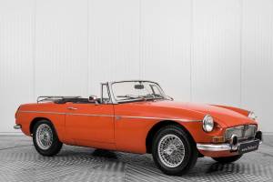 Bild 7/50 von MG MGB (1974)