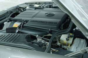 Image 26/50 of Mercedes-Benz SL 500 (1994)