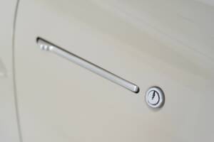 Image 25/50 of Mercedes-Benz 300 SL Roadster (1961)