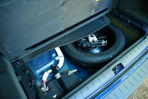 Image 43/50 of Volvo V 70 2.4 (2006)