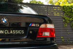 Image 7/56 of BMW M5 (2000)
