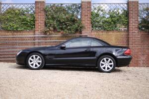Image 11/50 de Mercedes-Benz SL 350 (2004)