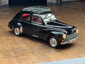 Imagen 5/42 de Peugeot 203 C (1958)