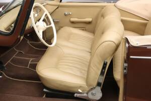 Image 17/26 of BMW 502 Autenrieth (1955)