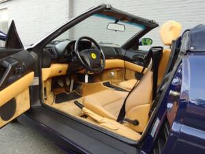 Afbeelding 25/100 van Ferrari F 355 Spider (1997)