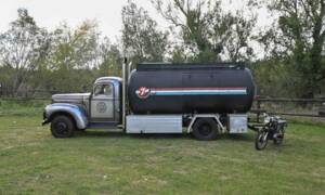 Image 2/50 de International Harvester K6 (1942)