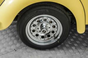 Immagine 29/50 di Volkswagen Käfer 1302 (1971)
