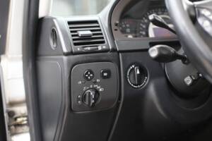 Image 38/64 of Mercedes-Benz G 400 CDI (LWB) (2004)