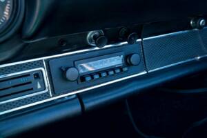Bild 28/39 von Porsche 911 2.2 T (1971)