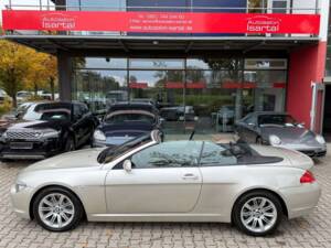 Image 1/24 of BMW 645Ci (2005)