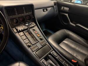 Image 15/18 of Ferrari 412 (1986)