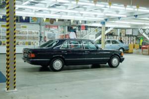 Bild 48/50 von Mercedes-Benz 500 SEL (1990)
