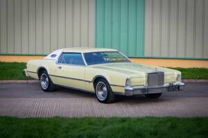 Bild 1/34 von Lincoln Continental Mark IV (1975)