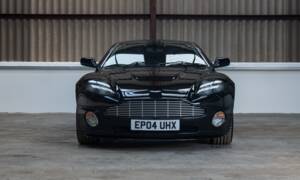 Image 6/50 de Aston Martin V12 Vanquish (2004)