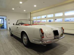 Image 4/51 de Alfa Romeo 2000 Spider (1959)