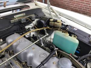 Image 18/25 of Mercedes-Benz 280 SE (1969)