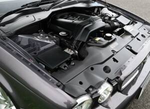 Image 22/50 de Jaguar XJ 8 4.2 (2009)