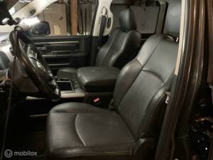 Image 14/32 of Dodge Ram 1500 (2014)