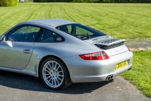 Afbeelding 9/50 van Porsche 911 Carrera 4S (2006)