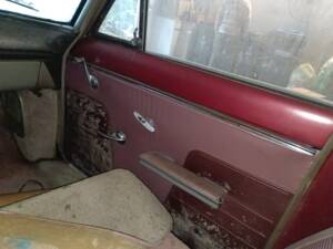 Image 10/18 of Buick Special V6 (1961)