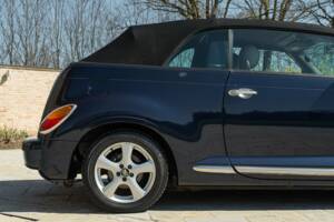 Imagen 11/50 de Chrysler PT Cruiser Cabrio Limited 2.4 (2005)