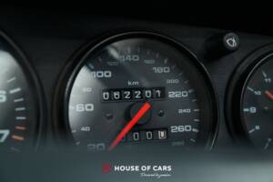 Bild 24/25 von Porsche 911 Carrera 4 (1990)