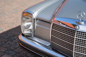 Image 4/40 of Mercedes-Benz 250 CE (1970)