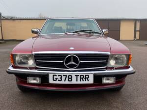Image 2/8 of Mercedes-Benz 420 SL (1989)