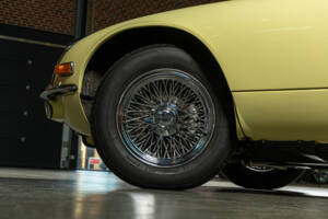 Image 28/28 of Jaguar E-Type V12 (1974)