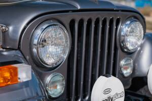 Bild 13/50 von Jeep CJ-7 Renegade (1982)