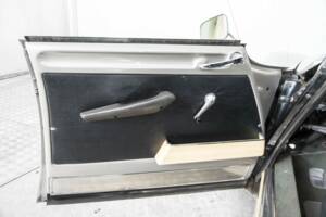 Image 37/50 of Citroën D Spécial (1971)