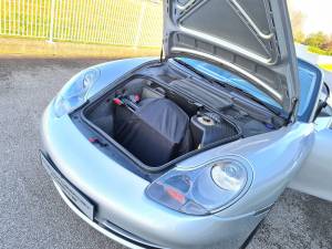 Image 14/16 de Porsche 911 Carrera (2000)