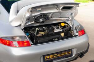 Bild 20/29 von Porsche 911 GT3 (2001)