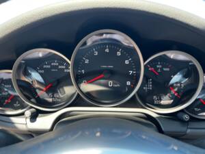 Bild 21/27 von Porsche 911 Carrera 4 GTS (2011)
