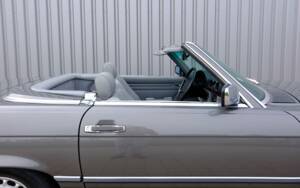 Image 14/97 de Mercedes-Benz 560 SL (1987)