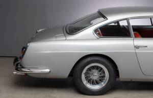 Image 6/29 of Ferrari 250 GTE (1961)