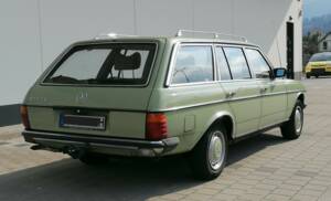 Immagine 3/55 di Mercedes-Benz 300 TD (1979)