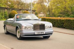 Immagine 8/38 di Rolls-Royce Corniche V (2001)