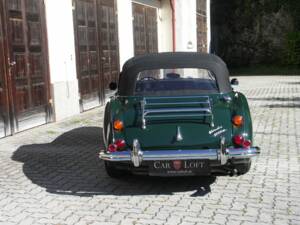 Image 4/40 of Austin-Healey 3000 Mk III (BJ8) (1965)