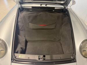 Imagen 6/19 de Porsche 911 Carrera 4 (1995)