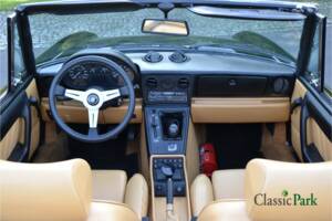 Image 14/50 of Alfa Romeo 2.0 Spider (1990)