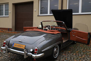 Imagen 24/35 de Mercedes-Benz 190 SL (1961)
