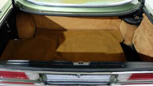 Bild 28/29 von Mercedes-Benz 500 SLC (1980)