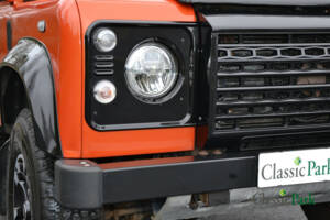 Bild 38/50 von Land Rover Defender 90 Autobiography (2015)