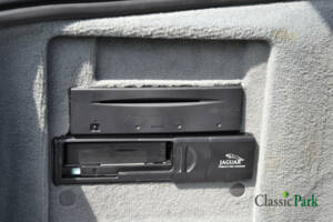 Afbeelding 39/50 van Jaguar XJ 2.7 D (2008)