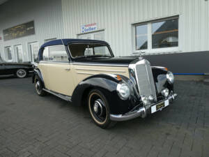 Afbeelding 1/25 van Mercedes-Benz 220 Cabriolet B (1952)