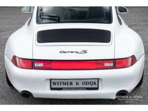 Bild 13/36 von Porsche 911 Carrera 4S (1996)
