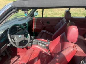 Bild 7/13 von BMW 320i (1990)