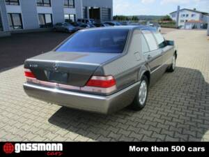 Bild 8/15 von Mercedes-Benz 300 SE (1992)